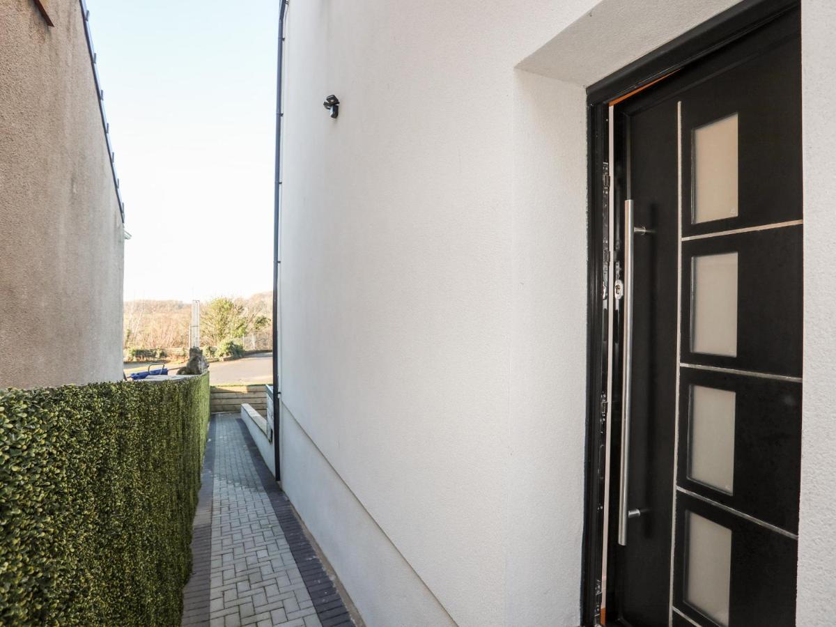Bryn Min Manton Penthouse Apartment Карнарфон Екстериор снимка